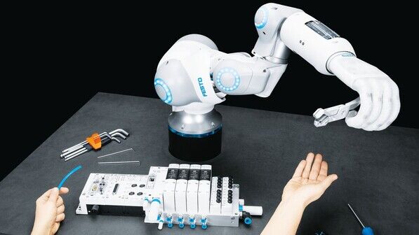 Zu Diensten: Diese Roboterhand hat alle Vorteile der Menschenhand.