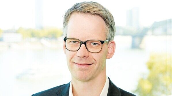 Energie- und Infrastrukturexperte Thilo Schaefer: „In den Behörden muss fachkundiges Personal aufgestockt werden.“