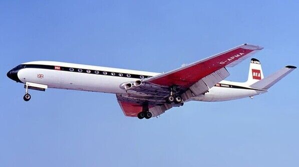 Leitete das Zeitalter der Düsenjets in der zivilen Luftfahrt ein: Die „Comet“ des britischen Flugzeugbauers De Havilland. Foto: Altair78