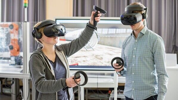 Neue Sicht: VR- und AR-Brillen verändern die Arbeitsweisen in der Luftfahrtbranche. 