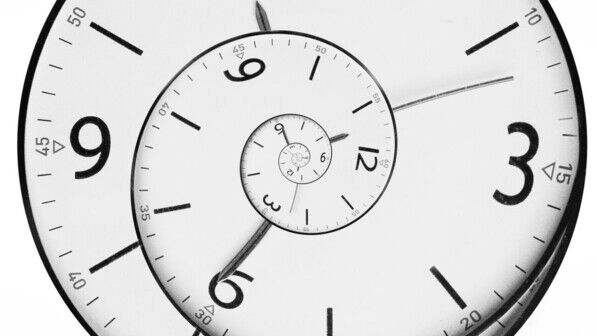 „Zeit ist das, was man von der Uhr abliest“, Albert Einstein (1879-1955).