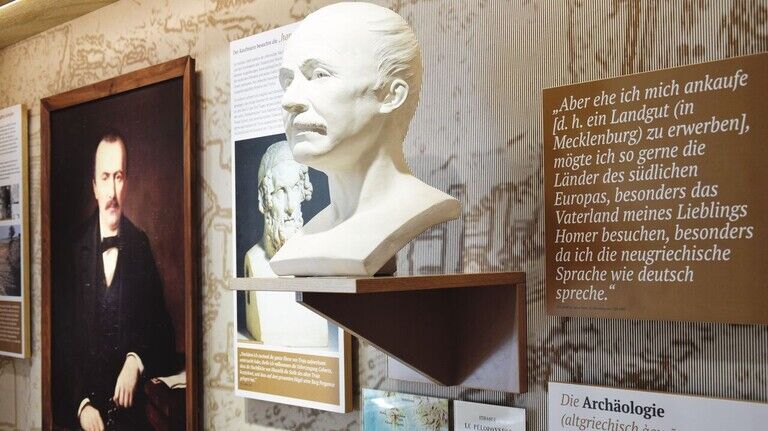 Der Entdecker: In dem Museum erfährt man eine Menge über Heinrich Schliemann und sein Wirken.