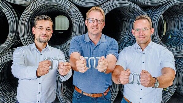 Zukunftsorientiert: Patrick Schneider, der technische Geschäftsführer Andree Czipura und Christoph Sawert (von links).