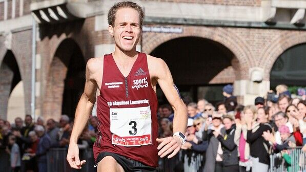 Sieg in Bremen: 2018 war Knutzen schnellster Teilnehmer beim Marathon in der Weserstadt.
