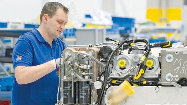 Blick in die Montage bei Rolls-Royce Power Systems: Das Unternehmen investiert in eine Wasserstoff-Infrastruktur.