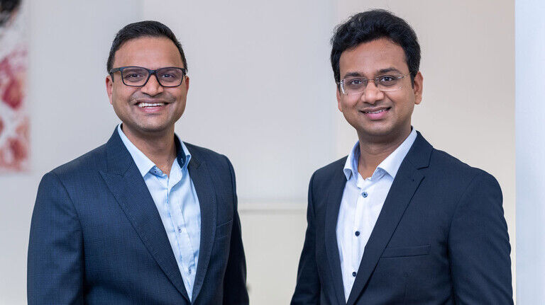 Wollen die Welt nachhaltiger machen: Suhas Patel und Rahul Prajapat  (von links) vom Frankfurter Start-up Tvarit.
